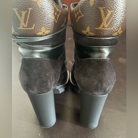 100% AUTHENTIC ***Louis Vuitton Star Trail Ankle Boots - Picture 5 of 5